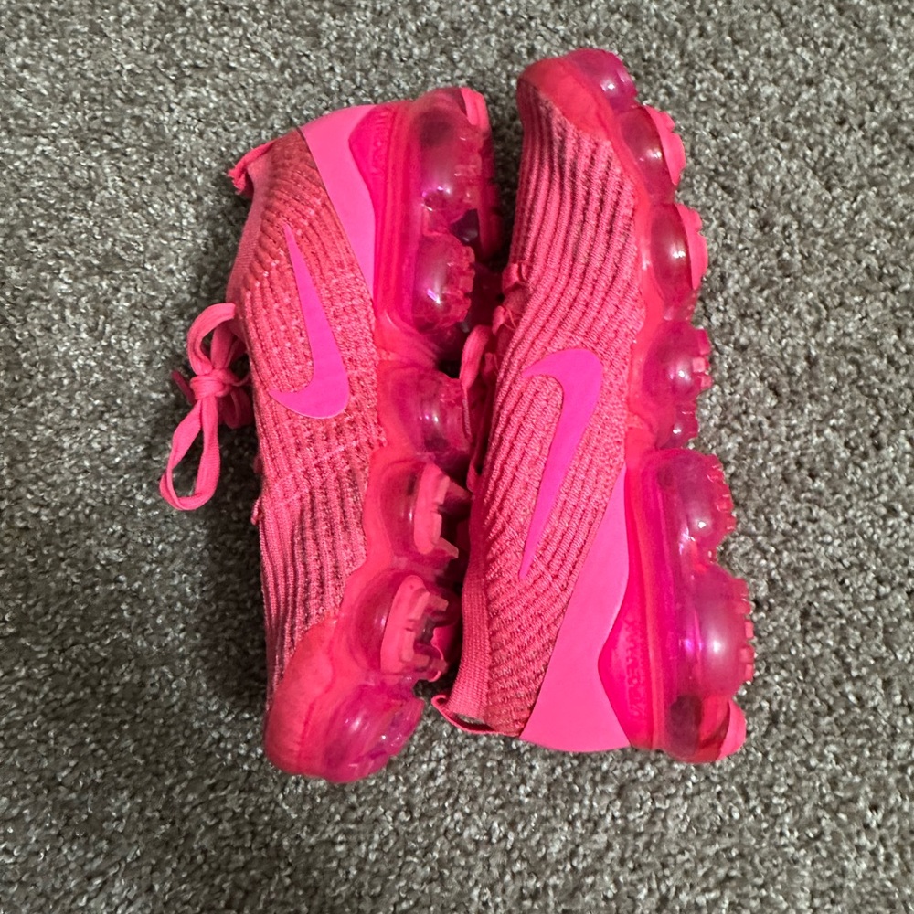 Nike Air VaporMax FlyKnit Hyper Punch